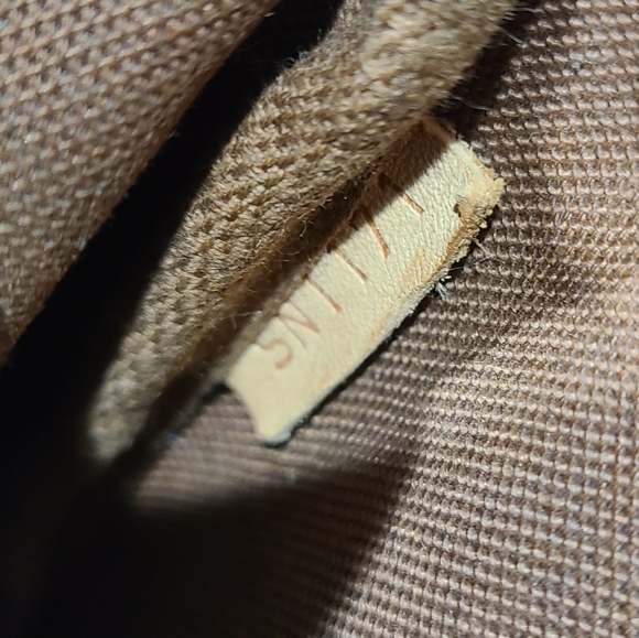 Sold - Picture 4 of 8